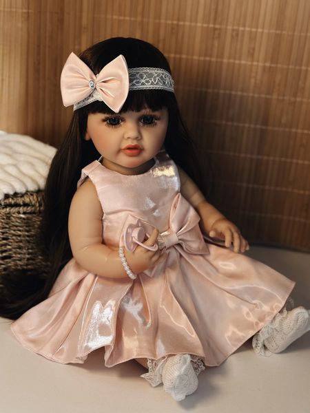 Лялька Реборн Reborn Doll 55 см, вініл-силіконова лялька дівчинка у в бежевому платтячку з повязкою DO-19 фото