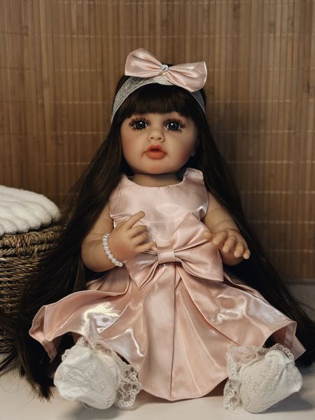 Лялька Реборн Reborn Doll 55 см, вініл-силіконова лялька дівчинка у в бежевому платтячку з повязкою DO-19 фото